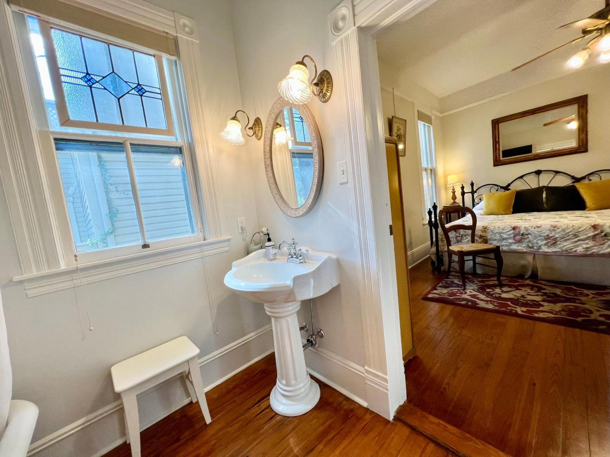 Brackenridge House Bed And Breakfast Сан Антонио Екстериор снимка